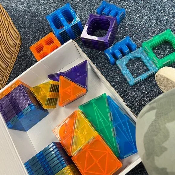 Anbalulu Magnetic Building Tiles, 134PCS Large Magnet Building Set,Magnetic Blocks, 3D STEM Stacking Toys, Magnets Toy for Kids Boys Girls : Anbalulu Magnetic Building Tiles, 134PCS Large Magnet